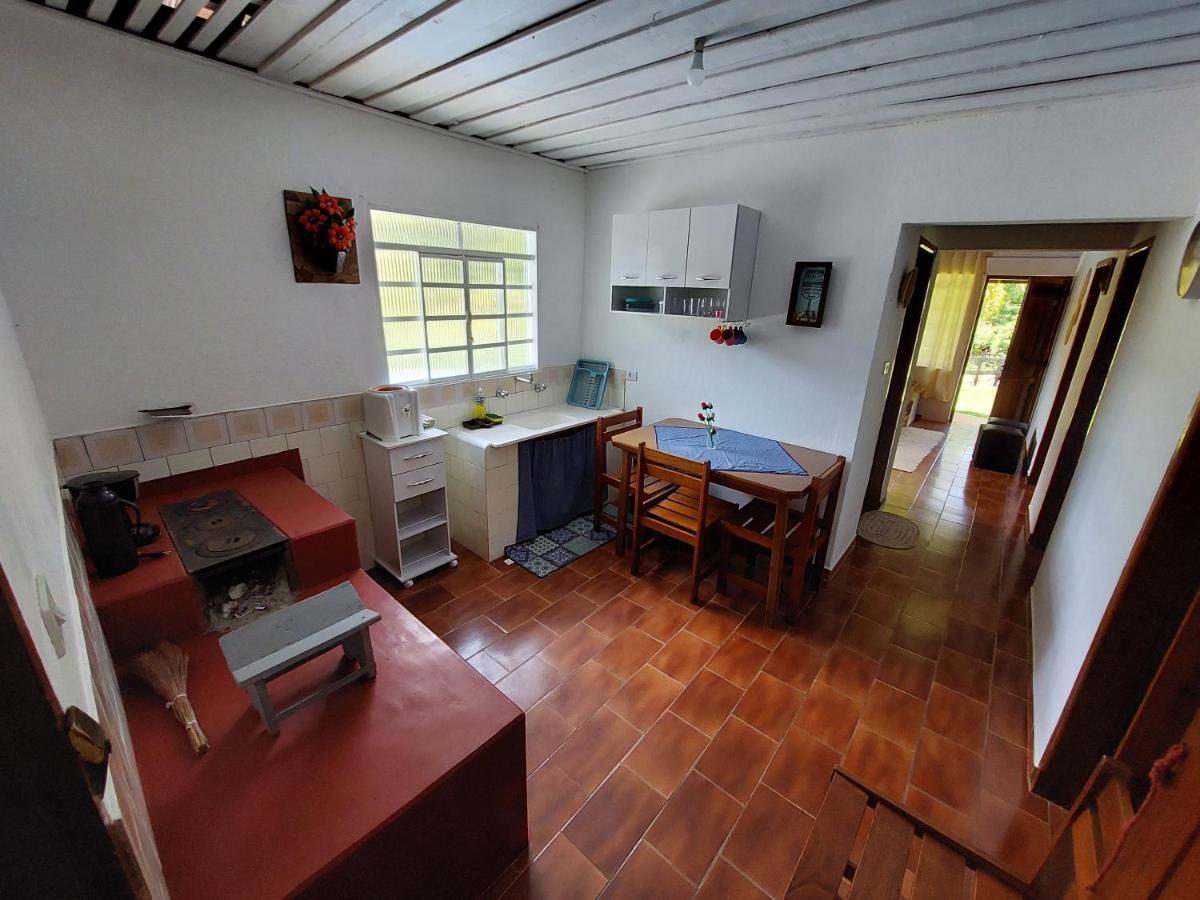 Holiday home Casa Aconchegante Na Roca C/ Piscina/churrasqueira Goncalves