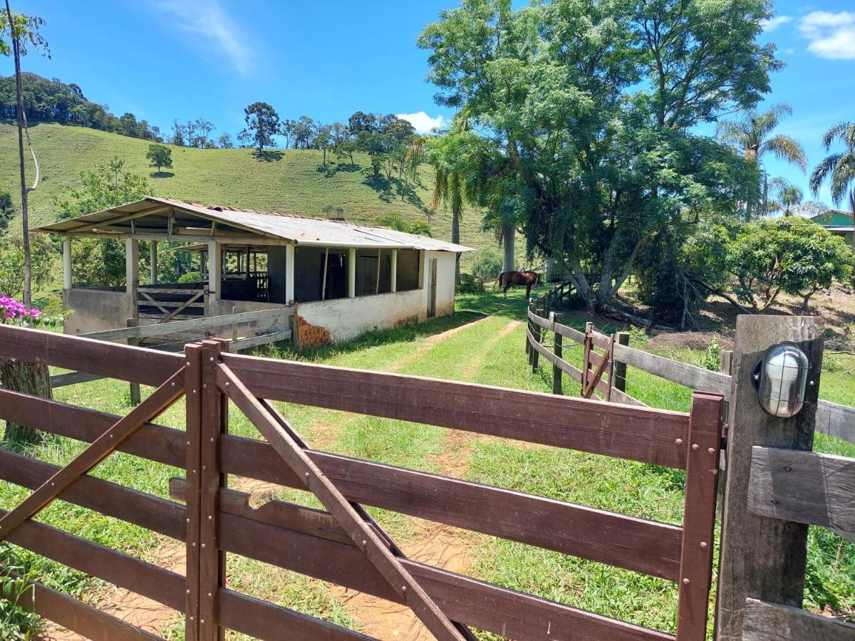 Casa Aconchegante Na Roca C/ Piscina/churrasqueira