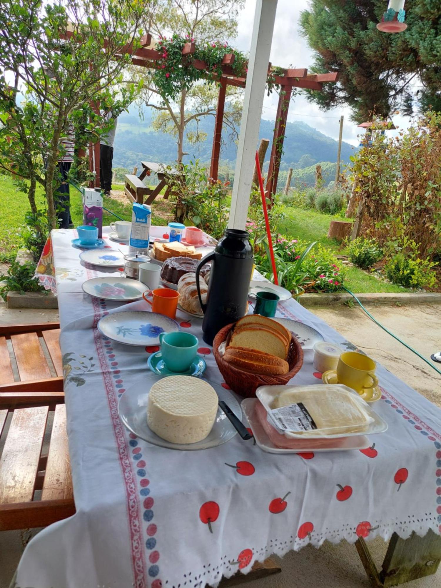 Holiday home Casa Aconchegante Na Roca C/ Piscina/churrasqueira Goncalves