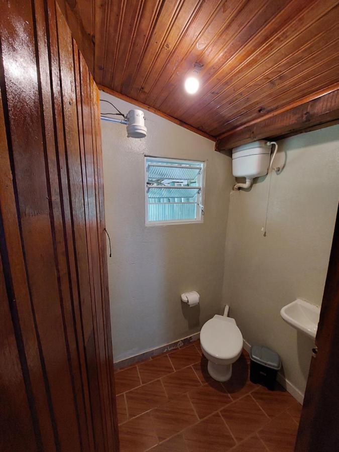 Сasa de vacaciones Casa Aconchegante Na Roca C/ Piscina/churrasqueira *